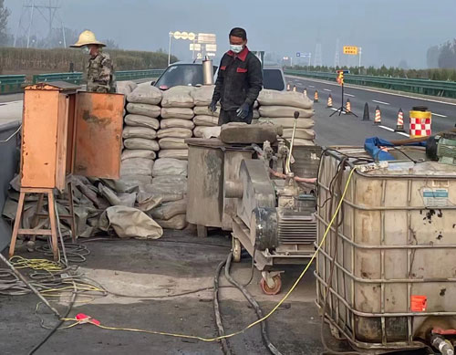 广宗高速路病害处理